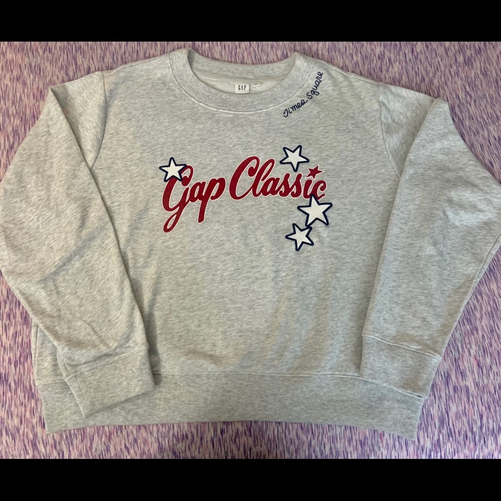 Gap Crewneck Sweatshirt!